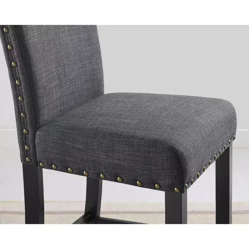 Ensemble de salle à manger Biony en bois espresso de hauteur comptoir avec tabourets gris en tissu clouté