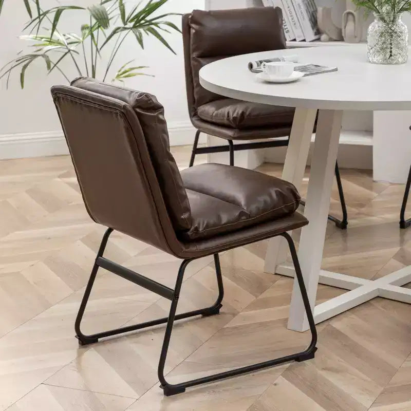 Ensemble de salle à manger rond Innes de Roundhill Furniture, table à manger avec piètement à tréteaux et 4 chaises élégantes, 5 pièces