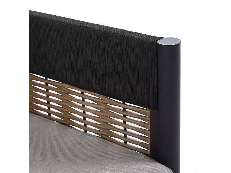 Ensemble table et bancs Harrison – Intérieur/Extérieur – PAT7741 – Safavieh