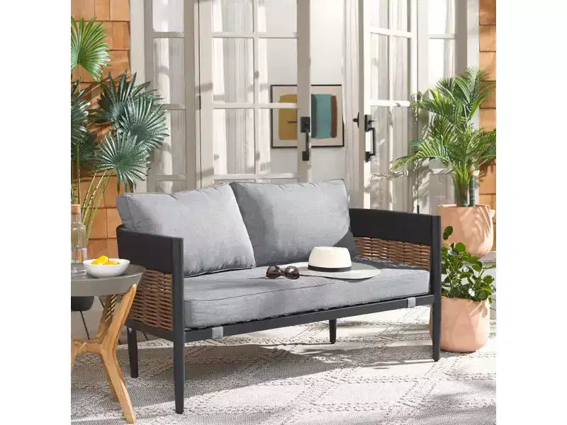 Ensemble table et bancs Harrison – Intérieur/Extérieur – PAT7741 – Safavieh