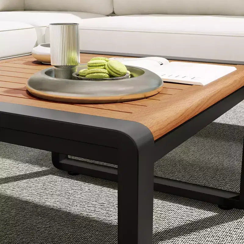 Ensemble de conversation d'extérieur 4 pièces Whisen en métal et bois, résistant aux intempéries, avec canapé modulable et coussins et table