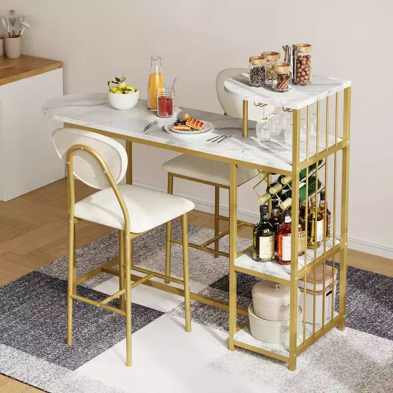 Ensemble table de bar et 2 tabourets 3 pièces, table de cuisine extensible avec 2 tabourets, ensemble table et chaises de bar hauteur comptoir avec étagère de rangement et casier à vin, doré