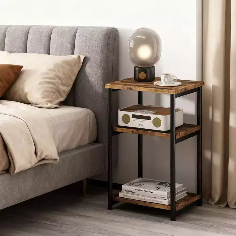 Table d'appoint à 3 niveaux avec rangement, petite table de chevet et table de téléphone, table de nuit haute à cadre métallique pour salon, chambre, bureau, salle de bain