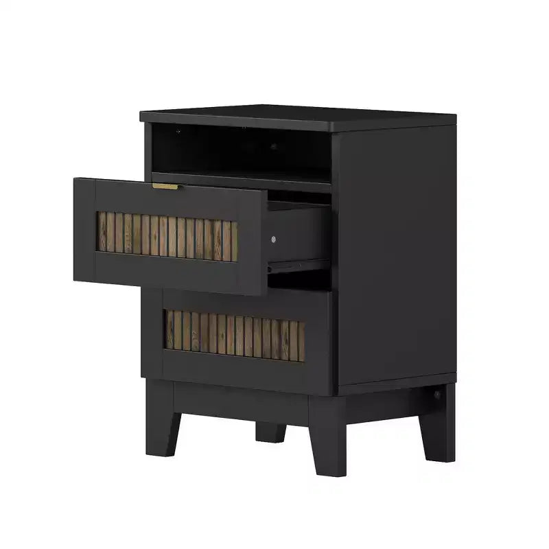 Ensemble de chambre Whisen 4 pièces, lit plateforme Queen size de style rustique, table de chevet avec rangement et commode avec poignée en métal