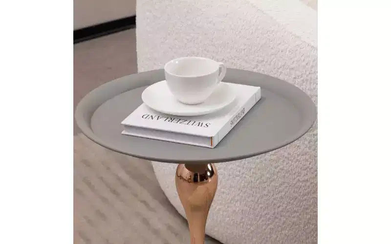 Table d'appoint ronde avec piédestal queue de sirène, petite table basse avec plateau en métal antirouille, table d'appoint polyvalente, table d'appoint pour salon