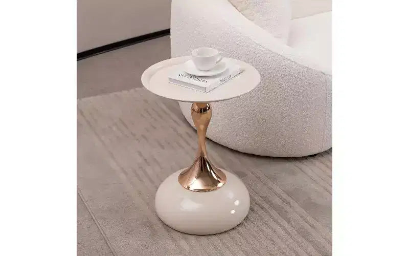 Table d'appoint ronde avec piédestal queue de sirène, petite table basse avec plateau en métal antirouille, table d'appoint polyvalente, table d'appoint pour salon