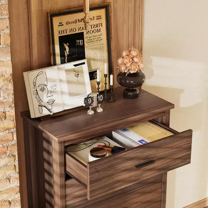 Whisen Ensembles de 4 meubles de chambre à coucher, lit Queen avec tête de lit de rangement, 2 tables de chevet et 1 commode
