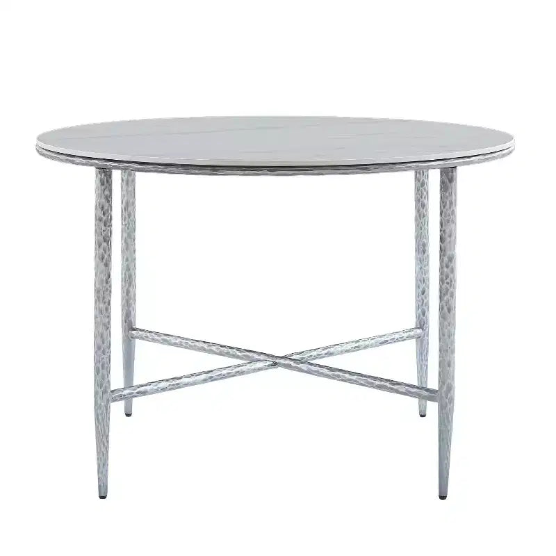 Christopher Knight Home Valeska, ensemble de 5 pièces : table à manger en pierre frittée forgée à la main, style industriel de luxe, avec chaises de salle à manger rembourrées.