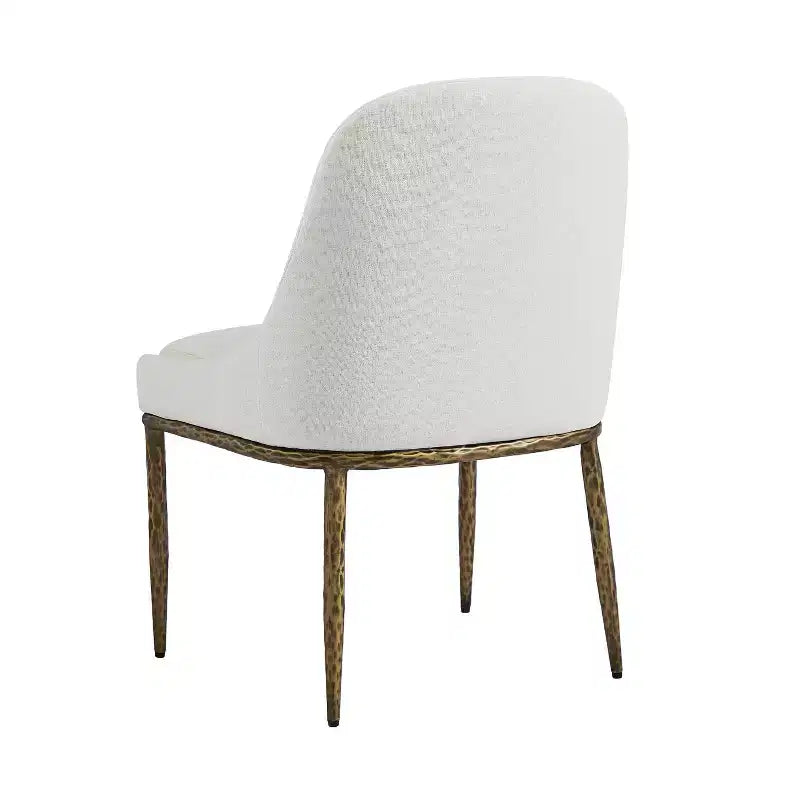 Christopher Knight Home Valeska, ensemble de 5 pièces : table à manger en pierre frittée forgée à la main, style industriel de luxe, avec chaises de salle à manger rembourrées.