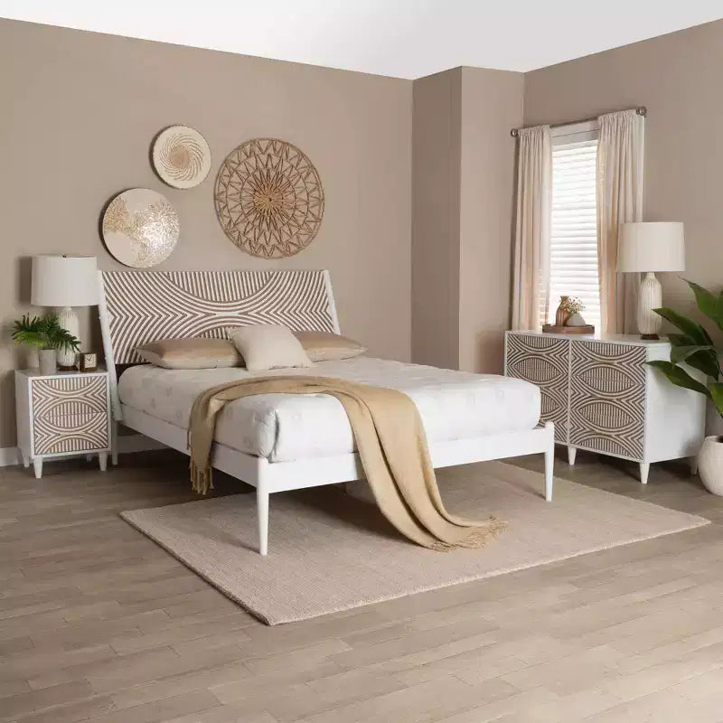 Ensemble de chambre à coucher 3 pièces Baxton Studio Queen Louetta sculpté contrastant blanc/marron naturel