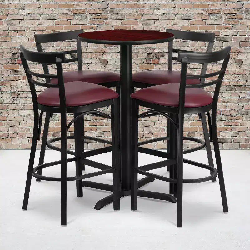 Ensemble table ronde stratifiée 24 pouces Flash Furniture avec piètement en X et 4 tabourets de bar en métal à dossier échelle à deux lattes