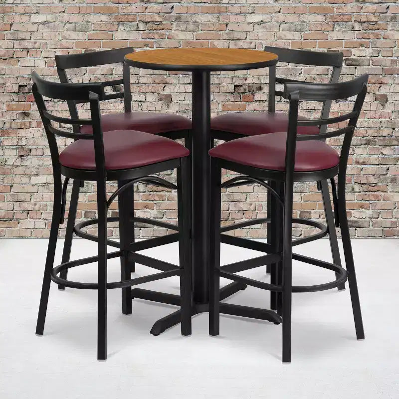 Ensemble table ronde stratifiée 24 pouces Flash Furniture avec piètement en X et 4 tabourets de bar en métal à dossier échelle à deux lattes