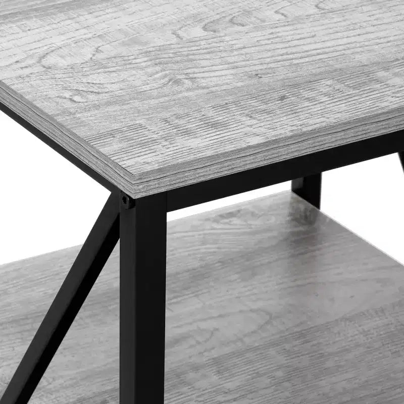 Table d'appoint à 3 niveaux -