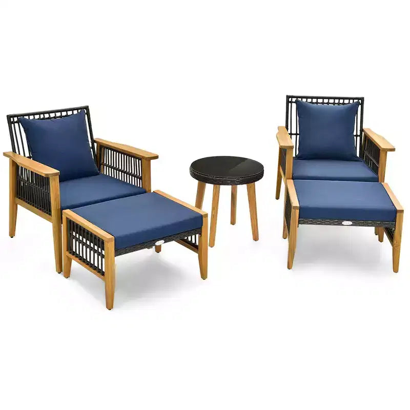 Ensemble de 5 pièces de mobilier de patio en bois d'acacia et osier tressé Costway avec table basse et 2 poufs Bleu marine/Beige