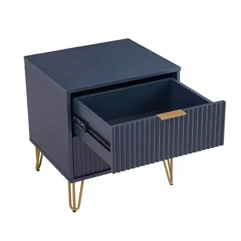 Ensemble commode 5 tiroirs, commode 3 tiroirs et table de chevet Manhattan Comfort Dumbo 3 pièces